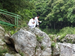 水戸神神社のおんべまつり 鮎占い神事（大滝峡）