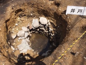 野添大辻遺跡（第３次）発掘調査 現地説明会、1区の石組井戸