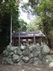 小俣神社に隣接する八柱神社