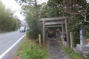 石神神社（国道167号、五知峠〜白木駅）