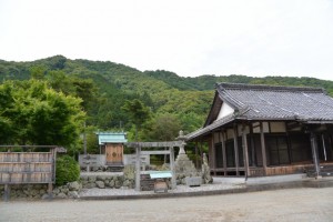 車川八幡神社と観音寺（多気町車川）