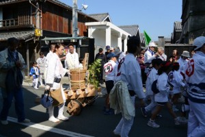 河邊七種神社のお白石持行事（伊勢市河崎）