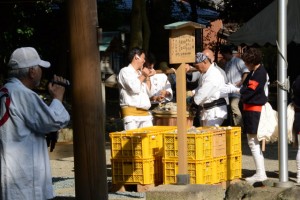 河邊七種神社のお白石持行事（伊勢市河崎）