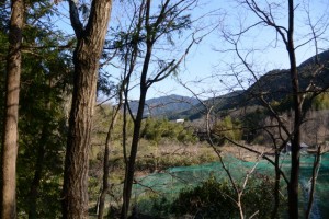 多岐原神社付近から遠望した滝原浅間山