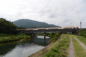近鉄鳥羽線の五十鈴川橋梁