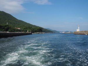 菅島漁港への入港