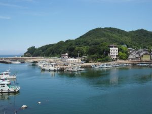 沖ノ島への橋からの眺望（菅島）