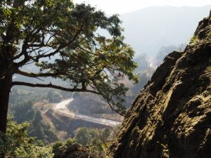 鈴鹿山の鏡岩からの眺望